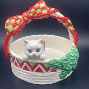 FRITZ & FLOYD Yuletide Kitten Basket Dish CHRISTMAS HOLIDAY Cat Ceramic